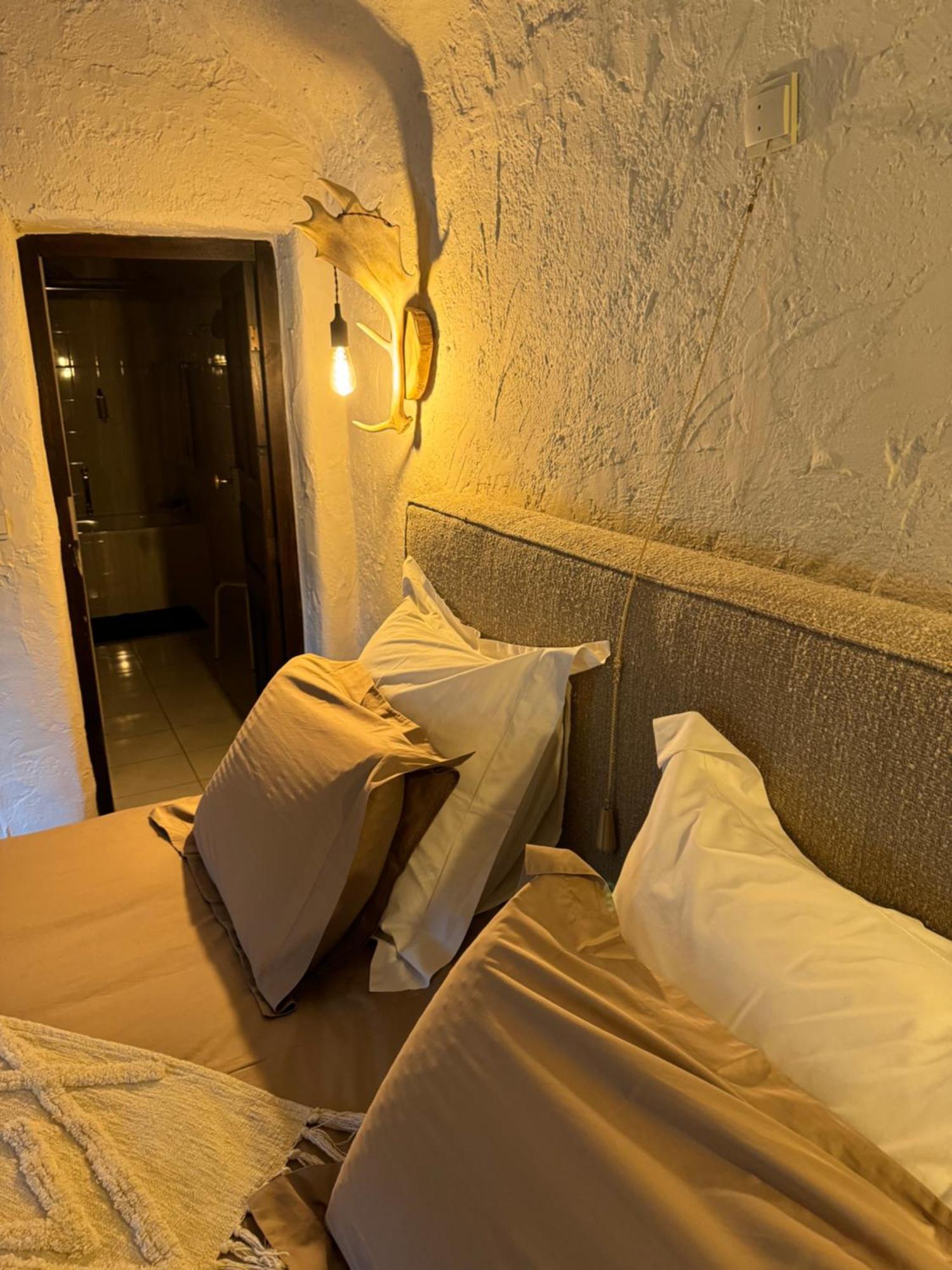 Miss Cocotte Champetre Hotel Gesves Exterior foto